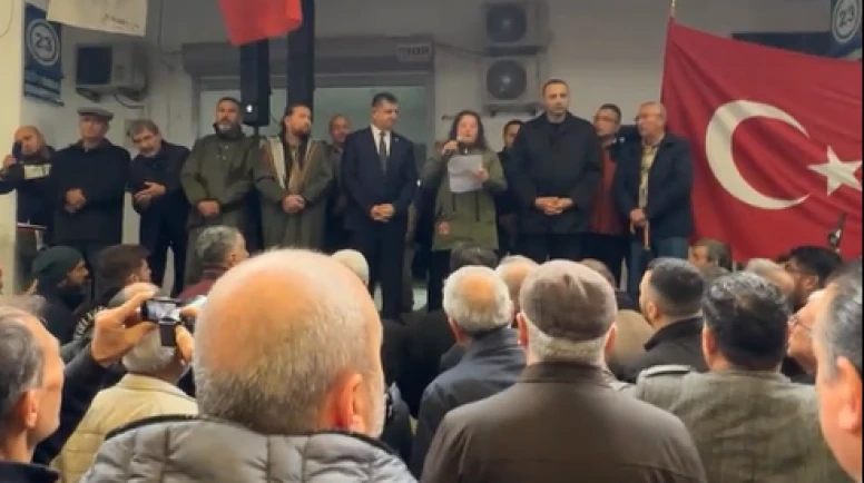 Çiftçi eyleminde komisyonculara tepki; Yuhhh..